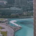 Breathtaking Views & Contemporary Comfort In The Heart Of Downtown